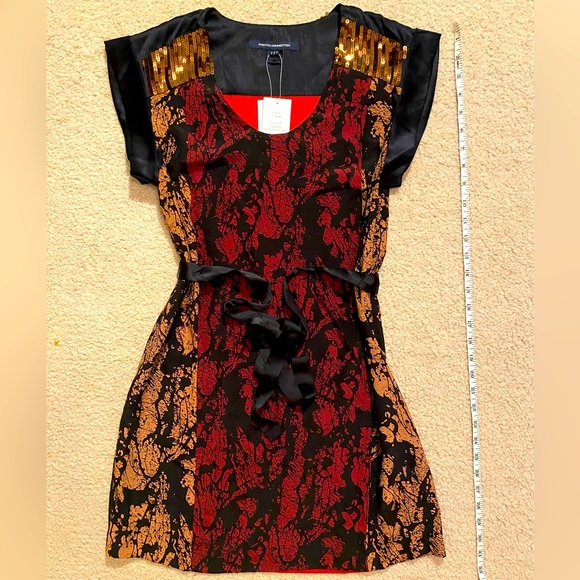 French Connection Cocktail Dress super shinny, has golden sequins on shoulders! - Picture 1 of 11